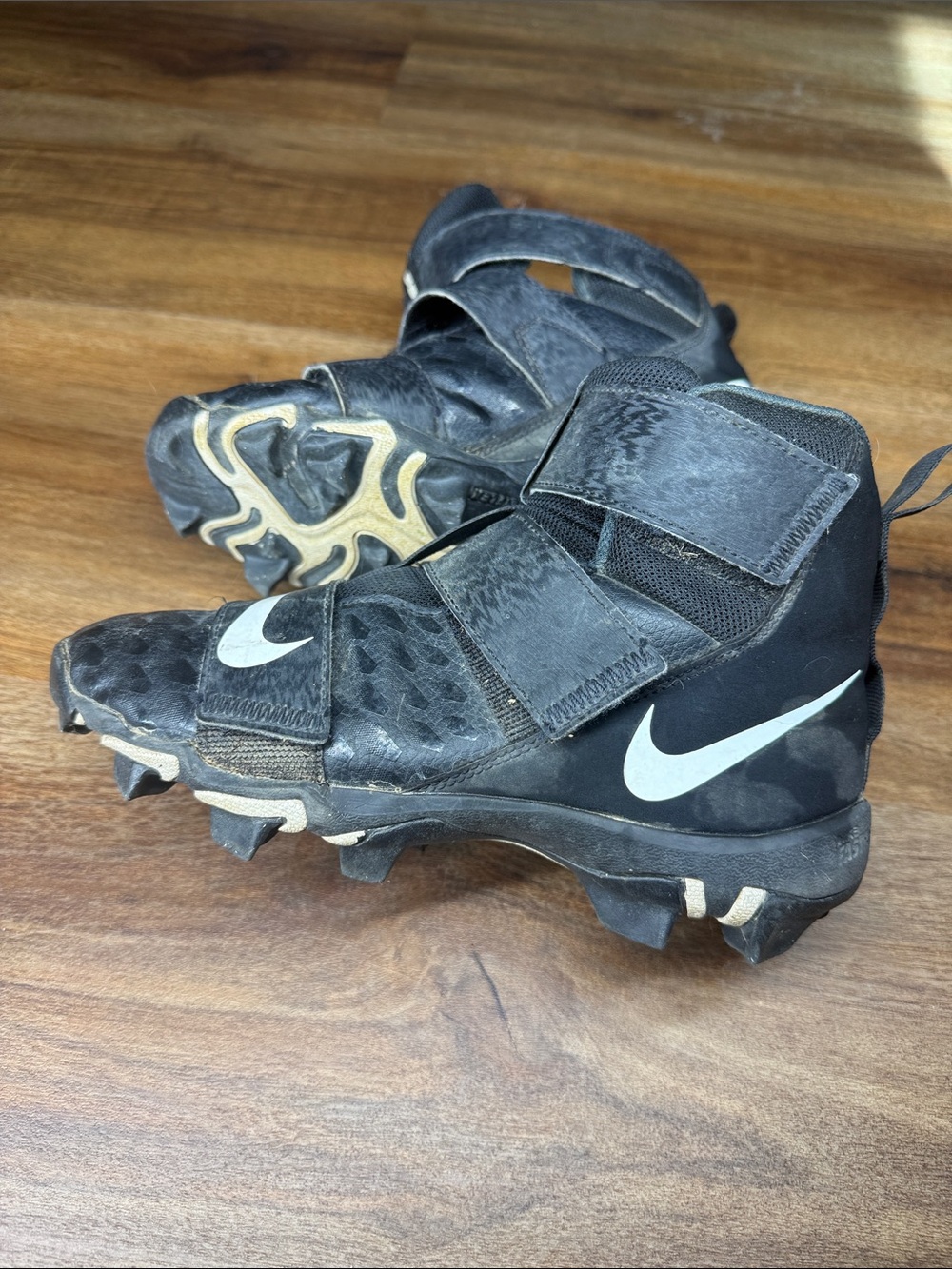 Nike Force Kids Black and White Velcro Cleats